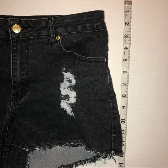 Nicki Minaj highrise black Distress shorts size 9/10 - Picture 8 of 10